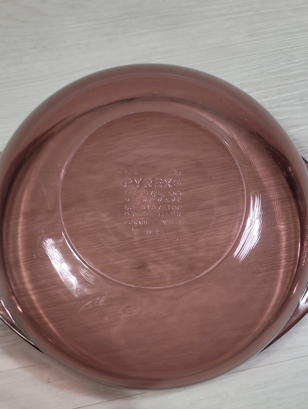 Vintage Pyrex Cranberry Round Casserole Dish 2L #024 With Lid Kitchen Purple - Picture 4 of 12